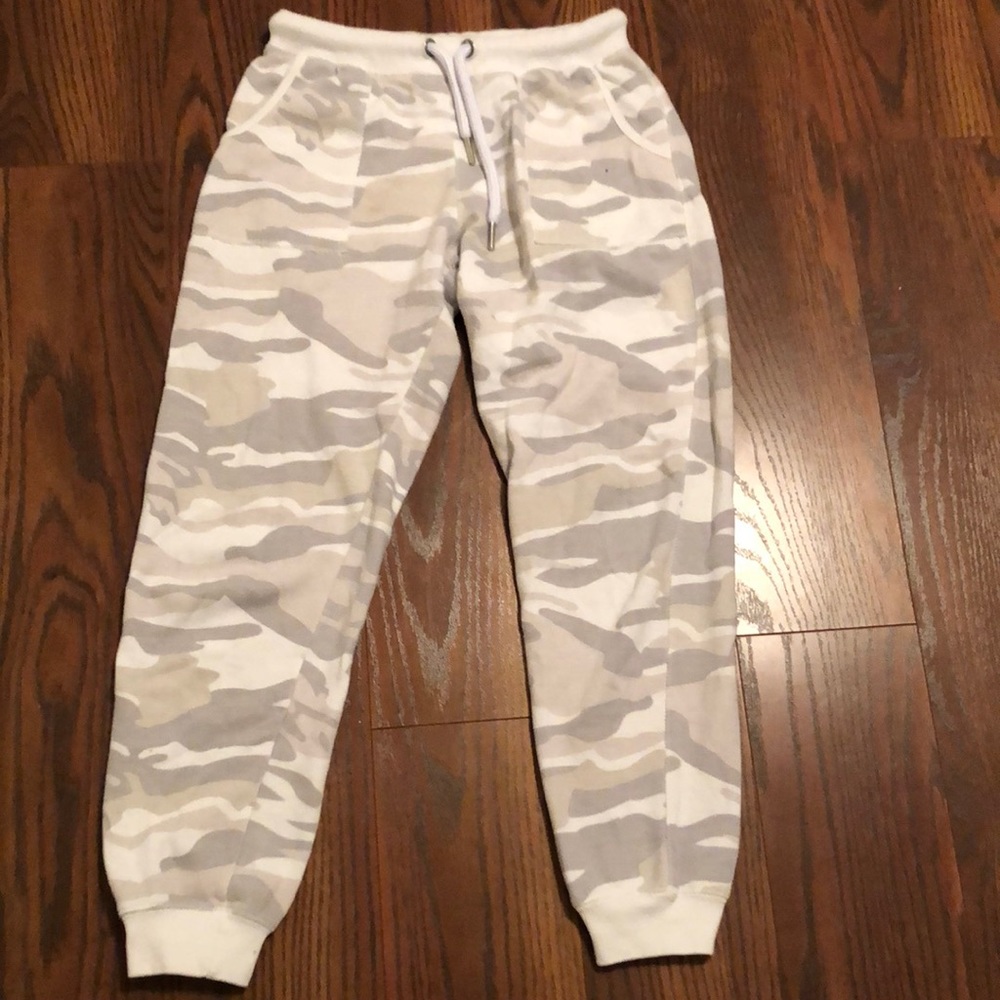 Cami sweatpants